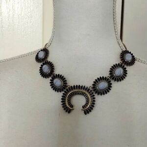 Women's boutique statement necklace blue/gold hardware